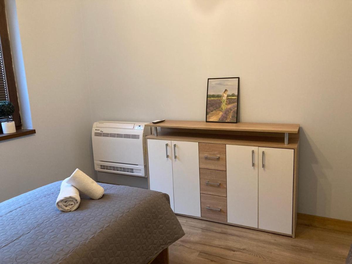 Victor'S Suite , With Private Parking Varna Bagian luar foto